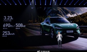 直面特斯拉！小米YU7豪赌SUV红海，汽车产能瓶颈待解