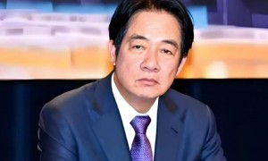 辽宁舰直逼美日同盟防线，五角大楼沉默了！台湾派F-16V战机，模拟乌克兰模式能奏效吗？